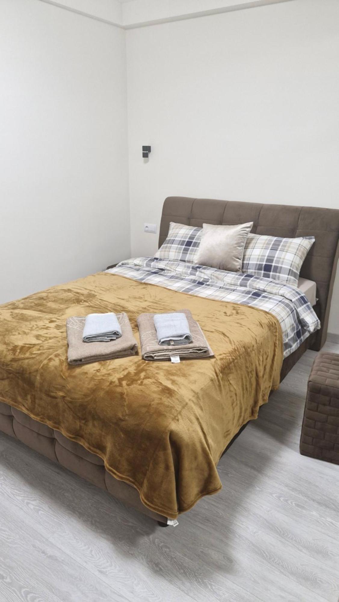Appartement Аэропорт Кишинев 24&24 Extérieur photo